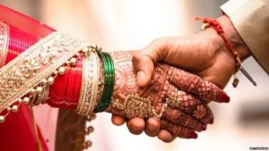 कानपुर में धर्म परिवर्तन विवाद, पीड़ित परिवार ने पुलिस से न्याय मांगा कानपुर में धर्म परिवर्तन विवाद, पीड़ित परिवार ने पुलिस से न्याय मांगा