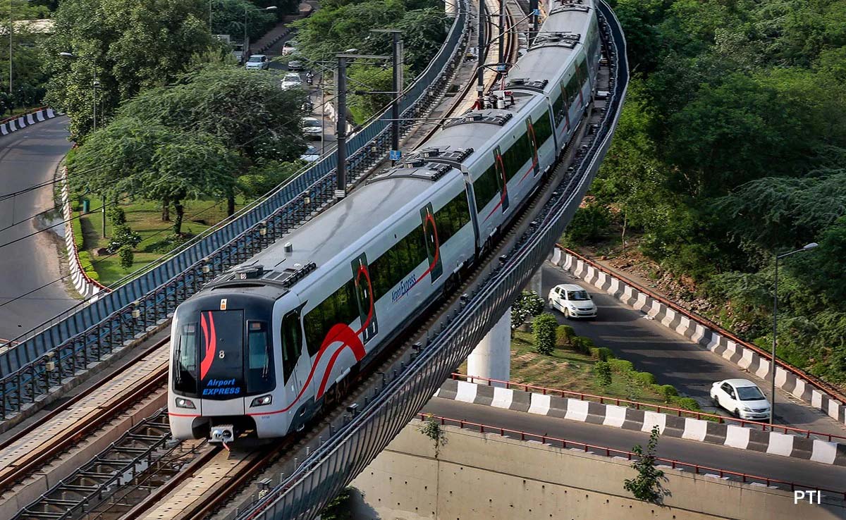 दिल्ली मेट्रो फेज-4 में देरी, 2026 में नहीं शुरू होगा तीन कॉरिडोर पर परिचालन; 15 TBM से काम तेज