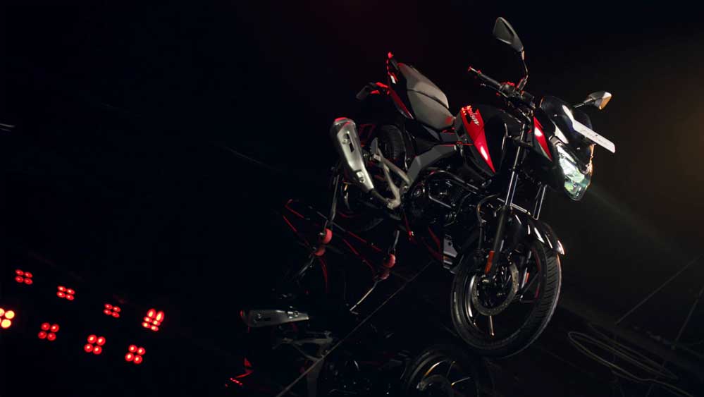 नई Bajaj Pulsar 125 में ज्यादा पावर और TFT स्क्रीन, कीमत जानकर हो जाएंगे खुश नई Bajaj Pulsar 125 में ज्यादा पावर और TFT स्क्रीन, कीमत जानकर हो जाएंगे खुश