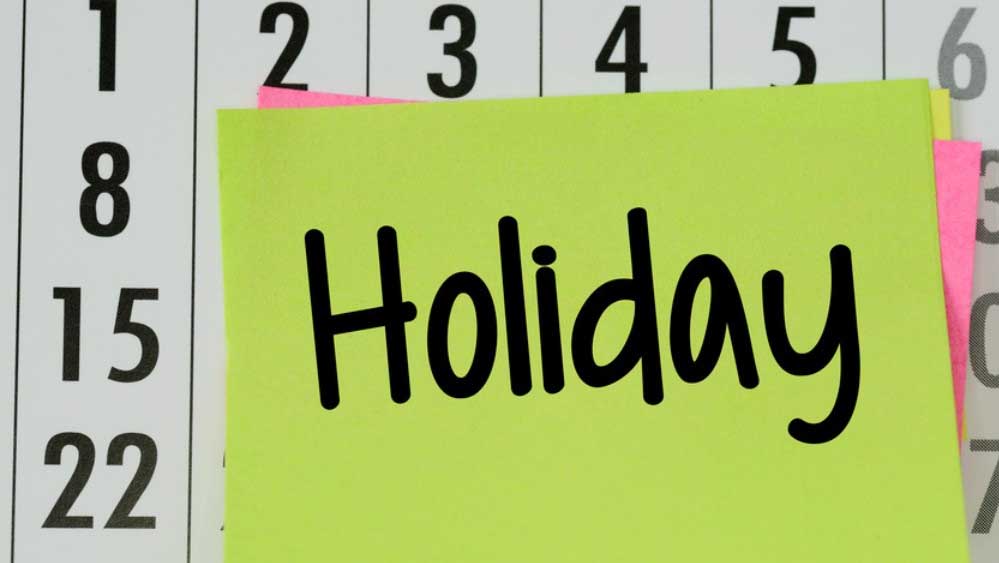 Public Holiday: बुधवार को छुट्टी का ऐलान, स्कूल, कॉलेज, बैंक और सरकारी कार्यालय बंद