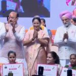 लक्ष्मी योजना लॉन्च: दिल्ली की महिलाओं के खाते में आएंगे 2500 रुपये