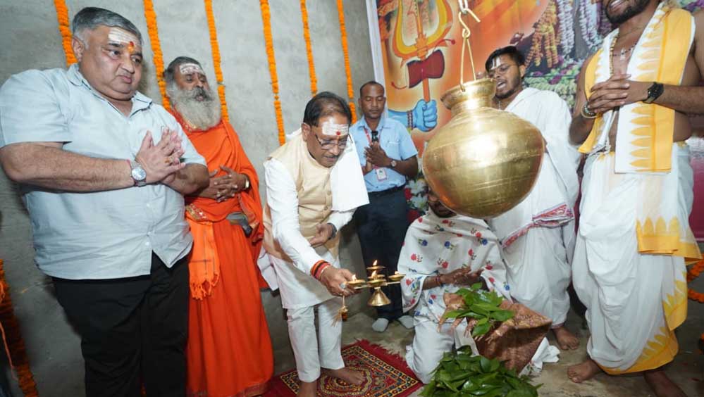प्रदेश के शक्तिपीठों को धार्मिक कॉरिडोर के रूप में जोड़ रही राज्य सरकार : मुख्यमंत्री साय