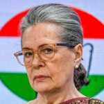क्या संपादकीय बदलाव बना सोनिया गांधी की किताब पर विवाद की वजह? पब्लिशर ने दी सफाई