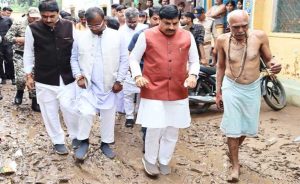 बाढ़ पीड़ितों को CM मोहन यादव का भरोसा, बोले- संकट की घड़ी में पूरी सरकार आपके साथ बाढ़ पीड़ितों को CM मोहन यादव का भरोसा, बोले- संकट की घड़ी में पूरी सरकार आपके साथ