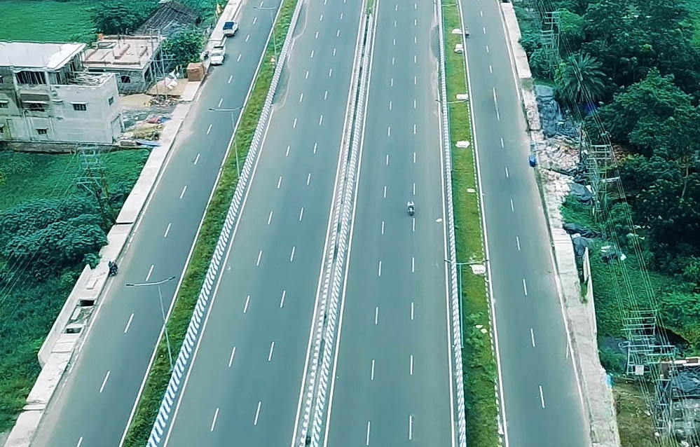 UP-Haryana Mega Expressway: 22 जिलों को जोड़ेगा नया एक्सप्रेसवे, दिल्ली-गोरखपुर का सफर होगा बेहद आसान UP-Haryana Mega Expressway: 22 जिलों को जोड़ेगा नया एक्सप्रेसवे, दिल्ली-गोरखपुर का सफर होगा बेहद आसान