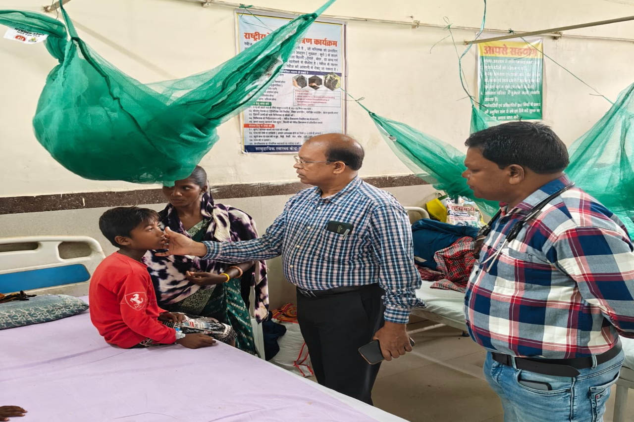 मलेरिया के खिलाफ जंगलों में उतरा स्वास्थ्य विभाग, संवेदनशील इलाकों में तेज हुई तैयारियां