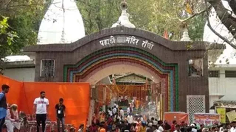 सावन की पहली सोमवारी, पहाड़ी मंदिर में सुरक्षा के कड़े इंतजाम