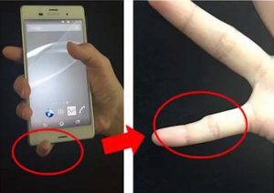 स्मार्टफोन पिंकी क्या है? ज्यादा फोन इस्तेमाल से उंगली पर पड़ सकता असर
