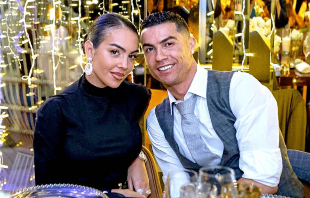Cristiano Ronaldo Wedding: क्या 8 अगस्त को बजेगी शहनाई? जॉर्जिना रोड्रिगेज संग शादी की खबरों ने पकड़ा जोर Cristiano Ronaldo Wedding: क्या 8 अगस्त को बजेगी शहनाई? जॉर्जिना रोड्रिगेज संग शादी की खबरों ने पकड़ा जोर