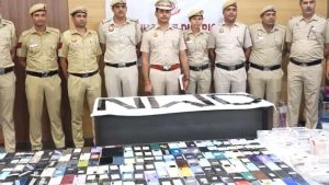 ऑपरेशन प्रहार में बड़ी कार्रवाई, 23 आरोपी गिरफ्तार और 1.5 करोड़ के मोबाइल बरामद