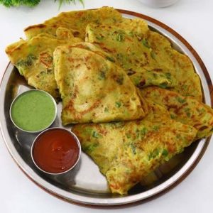 झटपट बनाएं कुरकुरा प्याज का चीला, नाश्ता होगा स्वादिष्ट और हेल्दी