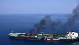 Red Sea Crisis: हूती विद्रोहियों का एक और बड़ा हमला, सऊदी तेल टैंकर पर अटैक; 13 दिन में 8वां जहाज निशाने पर