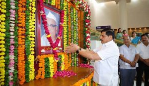 पं. द्वारिका प्रसाद मिश्र का व्यक्तित्व और कृतित्व सदैव रहेगा प्रेरणास्रोत: मुख्यमंत्री डॉ. मोहन यादव