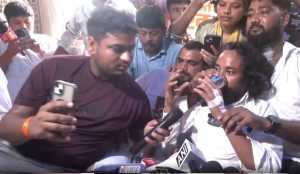 Jharkhand Protest: वांगचुक की अपील का असर, देवेंद्र महतो ने खत्म किया वॉटर फास्ट Jharkhand Protest: वांगचुक की अपील का असर, देवेंद्र महतो ने खत्म किया वॉटर फास्ट