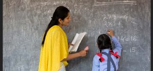निजी स्कूल शिक्षकों के लिए यूपी सरकार बनाएगी नई सेवा नियमावली