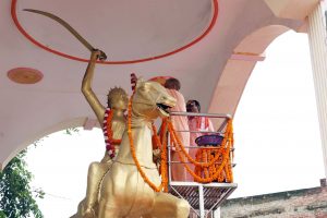तीनों महिला पीएसी बटालियन में स्थापित हो रही वीरांगनाओं की अश्वारोही प्रतिमाः सीएम