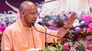 मुख्यमंत्री योगी आदित्यनाथ रिमोट का बटन दबाकर लखनऊ में बनने वाले बहुमंजिला पीआरडी बैरक का शिलान्यास भी करेंगे