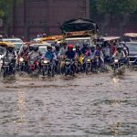 Gurugram Rain: सड़कों और चौराहों पर जलभराव, प्रशासन ने कंपनियों को दी वर्क फ्रॉम होम की सलाह