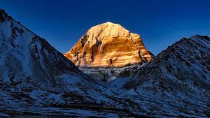 कैलाश पर्वत पर आज तक क्यों नहीं चढ़ पाया इंसान, जानें रहस्य और वजह