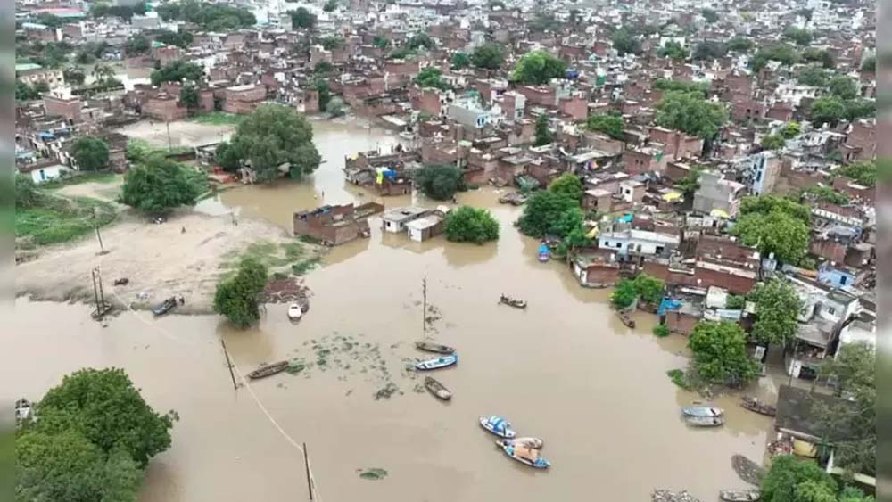 राहत आयुक्त ने फर्रूखाबाद, बलिया व बहराइच के राहत शिविरों का किया लाइव निरीक्षण