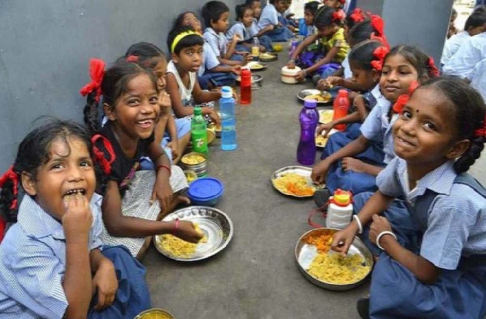 खराब राजमा और बासी मसालों की शिकायत के बाद हरियाणा में मिड-डे मील पर सख्ती