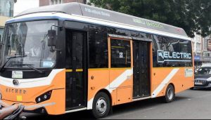 Bhopal E-Bus: कर्मचारियों को मिला विशेष प्रशिक्षण, सुरक्षित संचालन और सम्मानजनक व्यवहार पर फोकस Bhopal E-Bus: कर्मचारियों को मिला विशेष प्रशिक्षण, सुरक्षित संचालन और सम्मानजनक व्यवहार पर फोकस