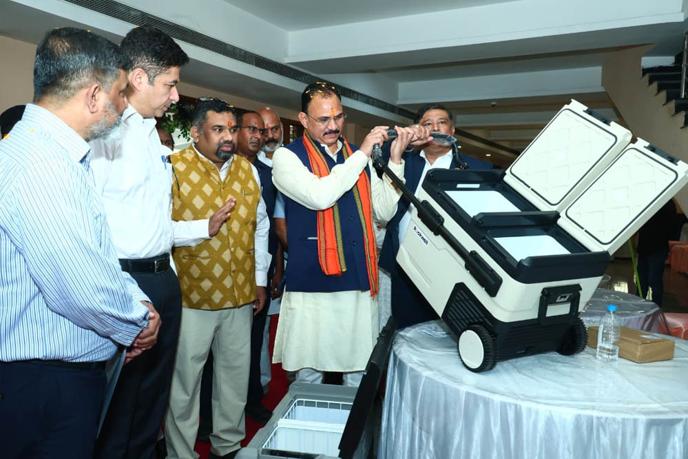 विश्व स्तनपान सप्ताह पर छत्तीसगढ़ को बड़ी सौगात, राज्य के पहले ‘मातृ दूध कोष’ की घोषणा विश्व स्तनपान सप्ताह पर छत्तीसगढ़ को बड़ी सौगात, राज्य के पहले ‘मातृ दूध कोष’ की घोषणा