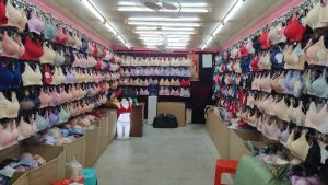 चीन का वो शहर जहां बनता है दुनिया का अंडरवियर, इनरवियर इंडस्ट्री पर टिकी पूरी अर्थव्यवस्था चीन का वो शहर जहां बनता है दुनिया का अंडरवियर, इनरवियर इंडस्ट्री पर टिकी पूरी अर्थव्यवस्था