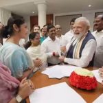 PM Modi & Saayoni Ghosh Photo: सायोनी घोष ने पीएम मोदी संग तस्वीर शेयर कर लिखा- ‘शेर की दहाड़…’, वायरल हुआ पोस्ट