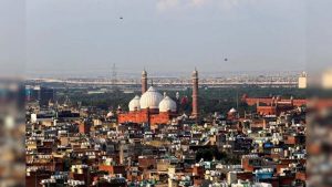 जामा मस्जिद के आसपास चला MCD का बुलडोजर, तीन पार्क कराए गए कब्जामुक्त