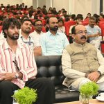 खेल सुविधाओं के विस्तार, वर्ष 2036 के ओलंपिक के लिए प्रतिभा विकास, नशामुक्ति, युवा नेतृत्व, शासन में युवाओं की भागीदारी तथा युवा सशक्तीकरण पर युवाओं ने रखे अपने विचार और सुझाव