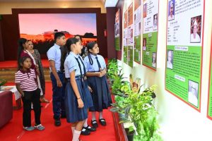 स्वतंत्रता संग्राम की गौरवगाथा से विकसित छत्तीसगढ़ की नई तस्वीर तक को एक मंच पर समेट रही प्रदर्शनी
