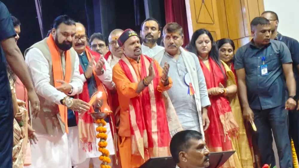 CM सम्राट का बड़ा दावा, ‘राम का वंशज हूं, 1 करोड़ नौकरी देने का वादा निभाऊंगा’