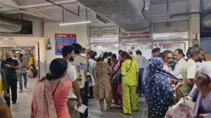 बिहार के कर्मचारियों को बड़ी राहत, अब नियुक्ति पत्र के साथ मिलेगा मुफ्त स्वास्थ्य जांच का लाभ बिहार के कर्मचारियों को बड़ी राहत, अब नियुक्ति पत्र के साथ मिलेगा मुफ्त स्वास्थ्य जांच का लाभ