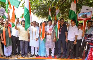 रायपुर में BJP की तिरंगा यात्रा आज, CM साय होंगे शामिल; इंडोर स्टेडियम से निकलेगा मार्च रायपुर में BJP की तिरंगा यात्रा आज, CM साय होंगे शामिल; इंडोर स्टेडियम से निकलेगा मार्च