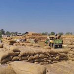 CG के धान खरीदी केंद्र में बड़ा घोटाला, ₹1.31 करोड़ की गड़बड़ी में दो गिरफ्तार CG के धान खरीदी केंद्र में बड़ा घोटाला, ₹1.31 करोड़ की गड़बड़ी में दो गिरफ्तार