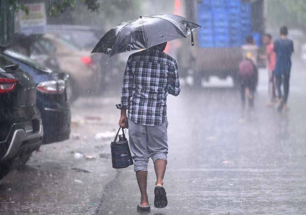 छत्तीसगढ़ में 4 दिन बारिश का दौर, कई जिलों में अलर्ट; जानें कैसा रहेगा मौसम