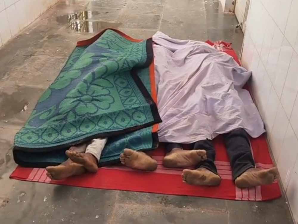 छत्तीसगढ़ में पिकअप-ट्रक की टक्कर बनी काल, 3 मजदूरों ने गंवाई जान छत्तीसगढ़ में पिकअप-ट्रक की टक्कर बनी काल, 3 मजदूरों ने गंवाई जान