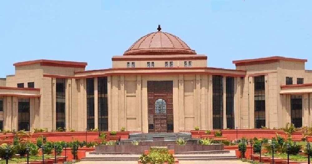 CG हाईकोर्ट ने NEET OMR विवाद पर कही बड़ी बात, ‘छेड़छाड़ के गंभीर आरोप साबित करने के लिए पर्याप्त साक्ष्य नहीं’