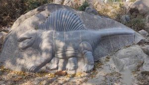 खैरागढ़ में सहेजी गई 230 साल पुरानी लिथोग्राफी, जर्मनी से आए पत्थरों पर छात्रों को मिल रही ट्रेनिंग खैरागढ़ में सहेजी गई 230 साल पुरानी लिथोग्राफी, जर्मनी से आए पत्थरों पर छात्रों को मिल रही ट्रेनिंग