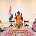 नुआखाई पर्व के लिए राष्ट्रपति मुर्मू को न्योता, CG विधायक पुरंदर ने की मुलाकात नुआखाई पर्व के लिए राष्ट्रपति मुर्मू को न्योता, CG विधायक पुरंदर ने की मुलाकात