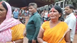 Bhilai Chain Snatching: कलश यात्रा में महिलाओं को बनाया निशाना, चेन स्नैचिंग से मचा हड़कंप Bhilai Chain Snatching: कलश यात्रा में महिलाओं को बनाया निशाना, चेन स्नैचिंग से मचा हड़कंप