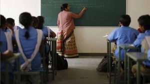 कर्नाटक में 15 हजार शिक्षकों की बंपर भर्ती, TET पास उम्मीदवार 18 अगस्त से भर सकेंगे फॉर्म