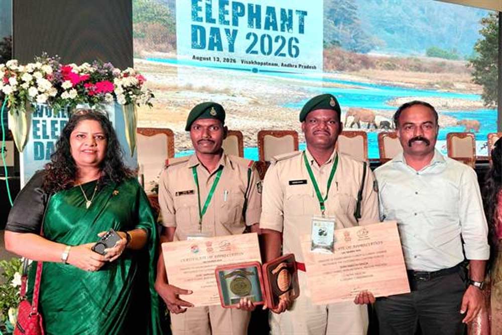 मानव-हाथी संघर्ष प्रबंधन में उत्कृष्ट योगदान के लिए मिला सम्मान