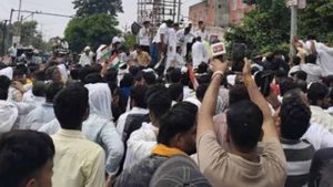 हर्ष एनकाउंटर केस का असर, गरमाए माहौल के बीच नायब सैनी की रैली स्थगित हर्ष एनकाउंटर केस का असर, गरमाए माहौल के बीच नायब सैनी की रैली स्थगित
