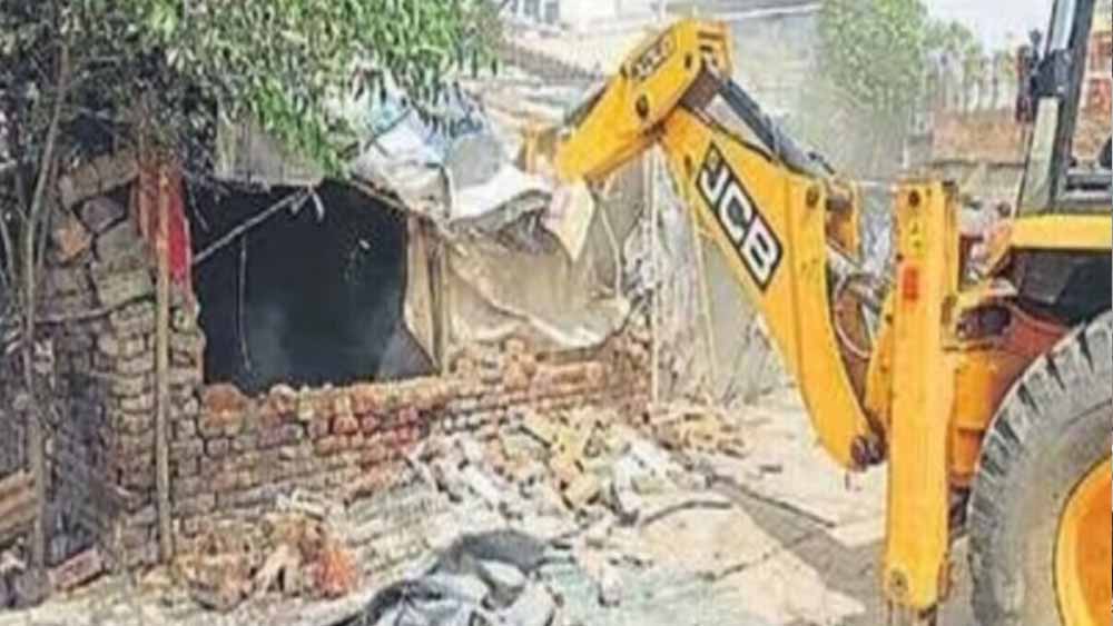 Gurugram में अवैध निर्माण पर बड़ा एक्शन, 8 जोन में चलेगा बुलडोजर; टूटेंगे अवैध मकान Gurugram में अवैध निर्माण पर बड़ा एक्शन, 8 जोन में चलेगा बुलडोजर; टूटेंगे अवैध मकान