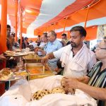विवाह समारोह जैसा मेन्यू, बिना प्याज-लहसुन के देसी से लेकर चाइनीज व्यंजन तक
