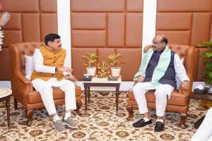मुख्यमंत्री डॉ. यादव ने लोकसभा अध्यक्ष बिरला से की सौजन्य भेंट मुख्यमंत्री डॉ. यादव ने लोकसभा अध्यक्ष बिरला से की सौजन्य भेंट