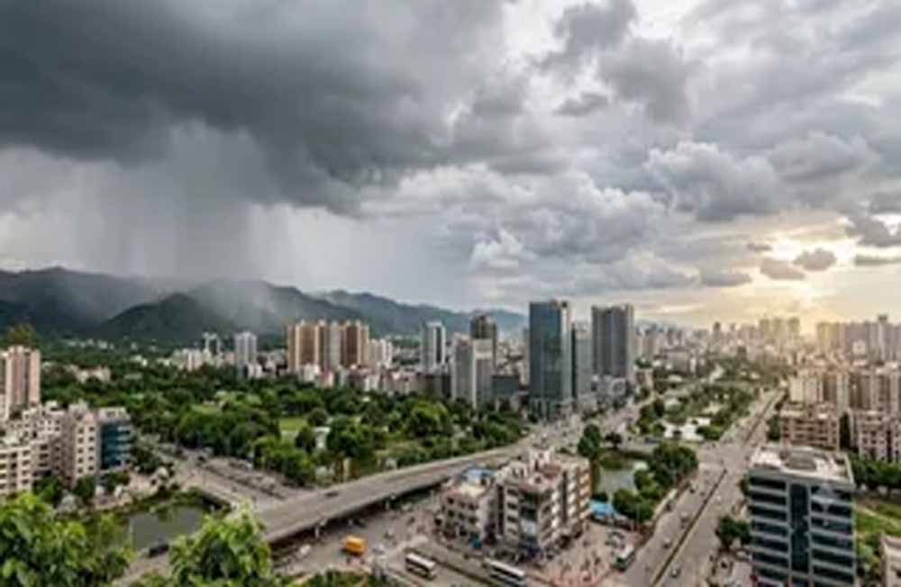 Punjab Weather Update: मानसून हुआ सुस्त, चार दिन तक सीमित इलाकों में हल्की बारिश का अनुमान
