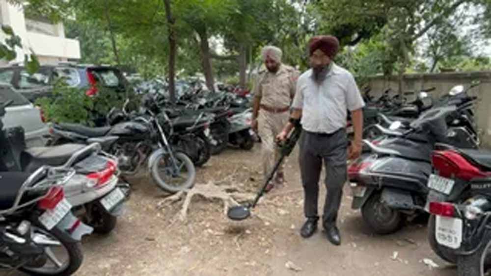पंजाब के पटियाला कोर्ट में बम धमकी से हड़कंप, ईमेल मिलने के बाद सुरक्षा एजेंसियां अलर्ट